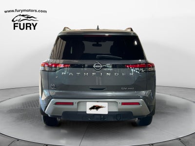 2022 Nissan Pathfinder SV