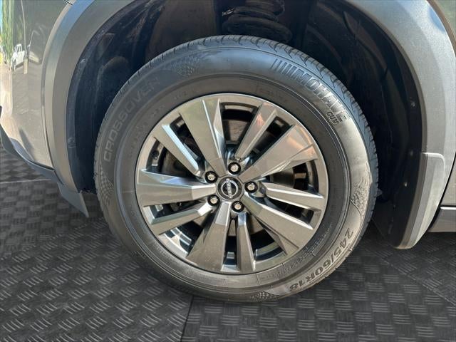 2022 Nissan Pathfinder SV 4WD