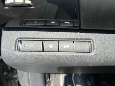 2022 Nissan Pathfinder SV 4WD