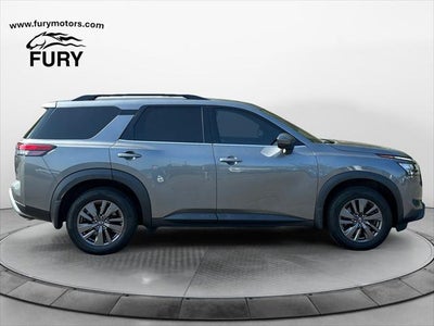 2022 Nissan Pathfinder SV 4WD