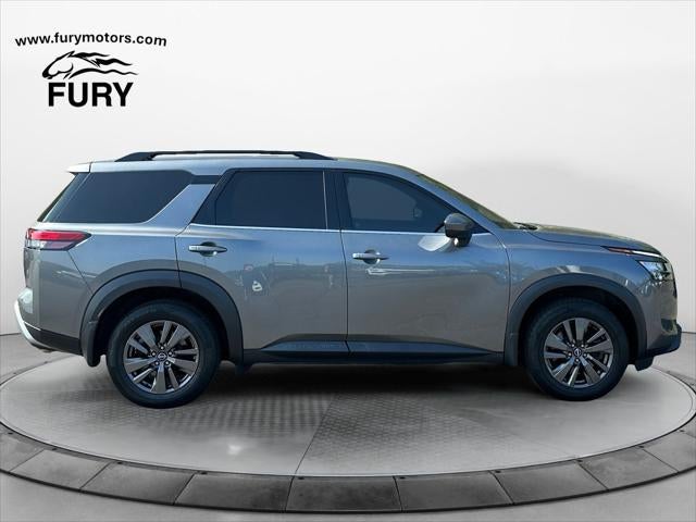 2022 Nissan Pathfinder SV 4WD