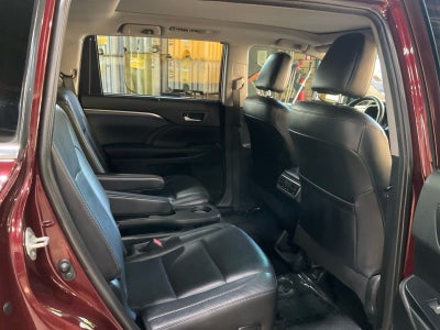 2019 Toyota Highlander Hybrid Limited Platinum