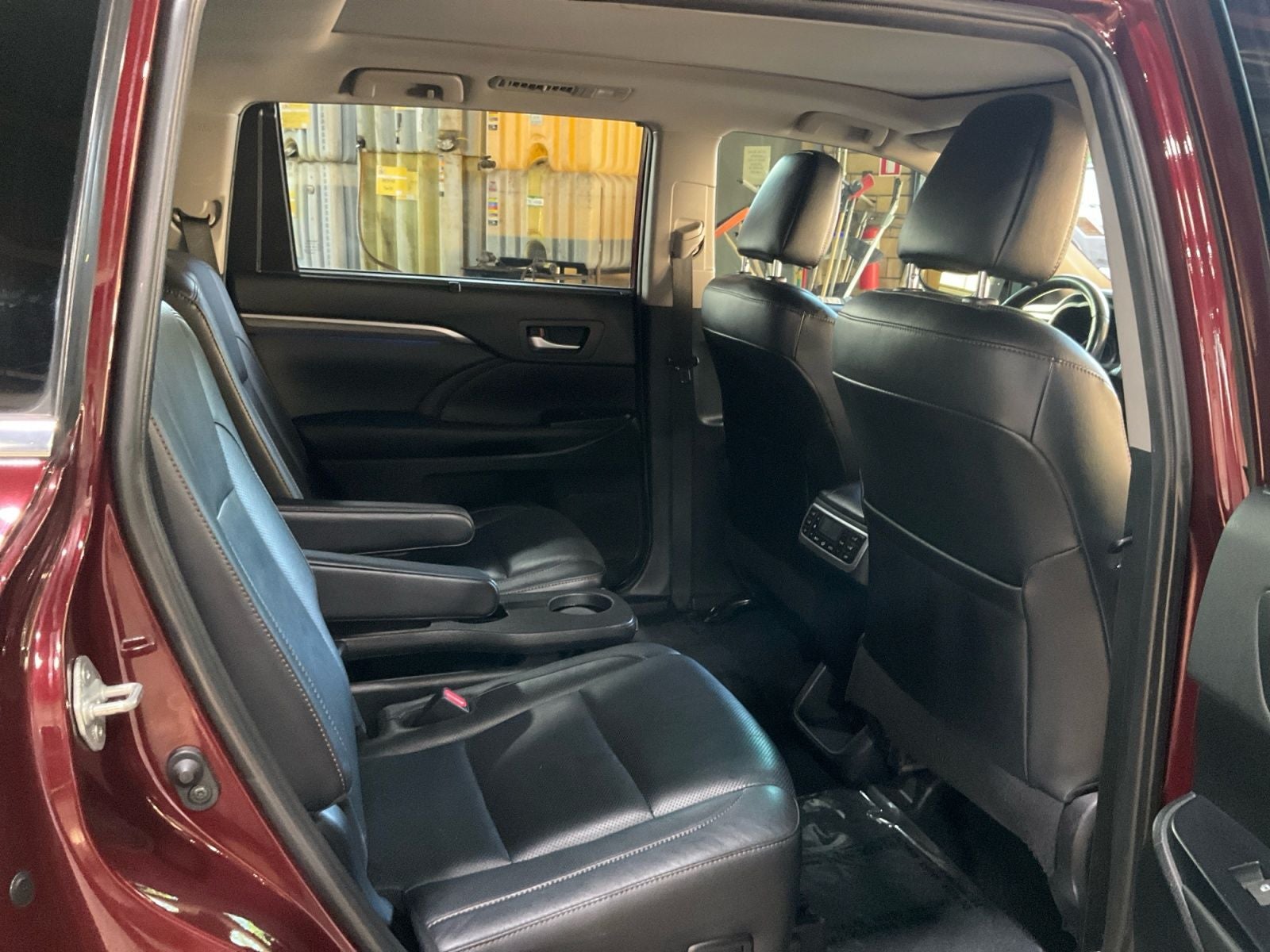 2019 Toyota Highlander Hybrid Limited Platinum