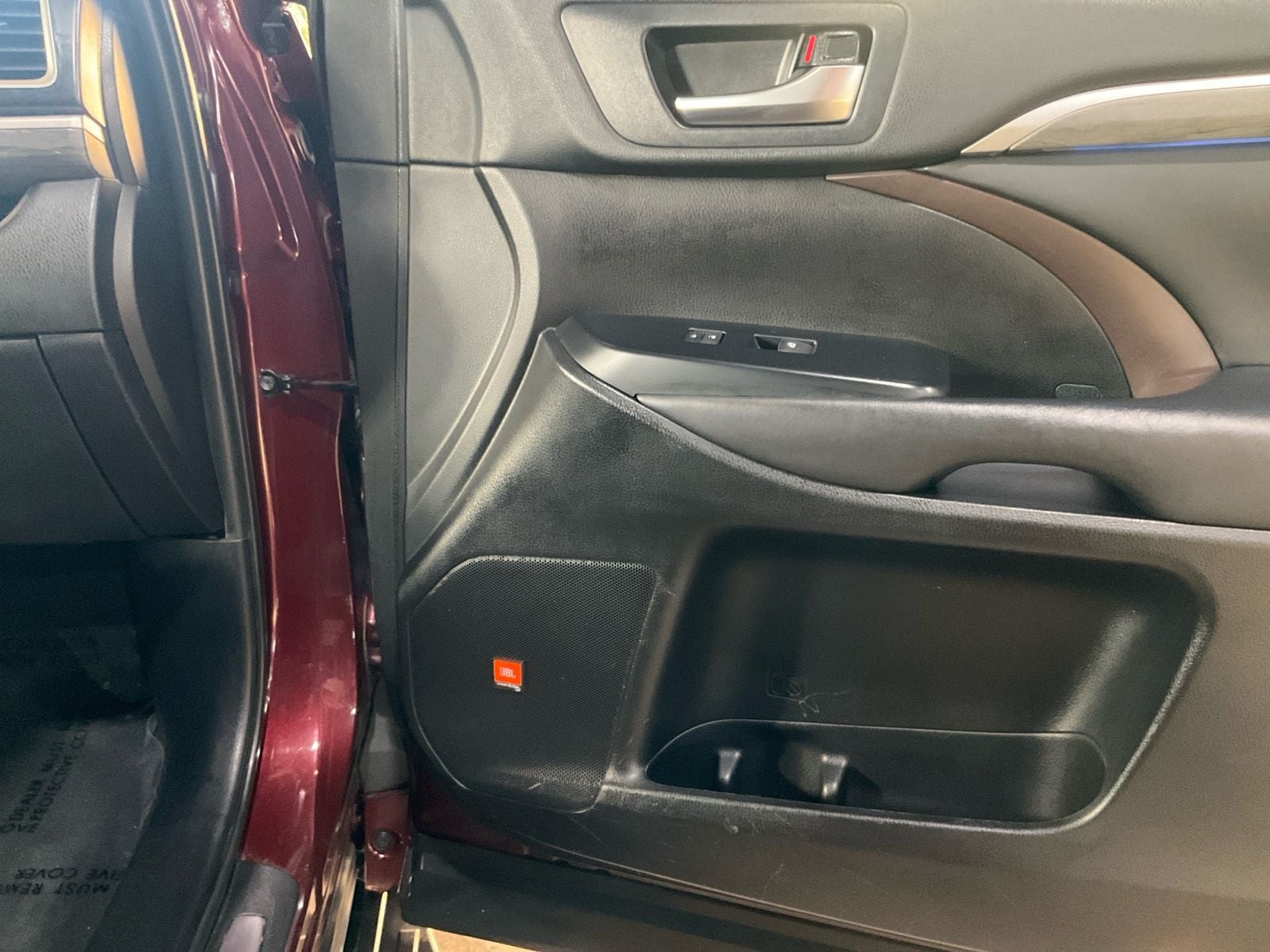 2019 Toyota Highlander Hybrid Limited Platinum