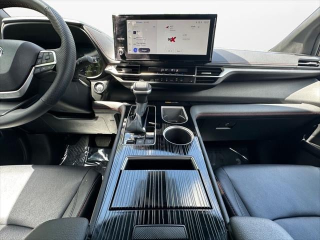 2025 Toyota Sienna Base