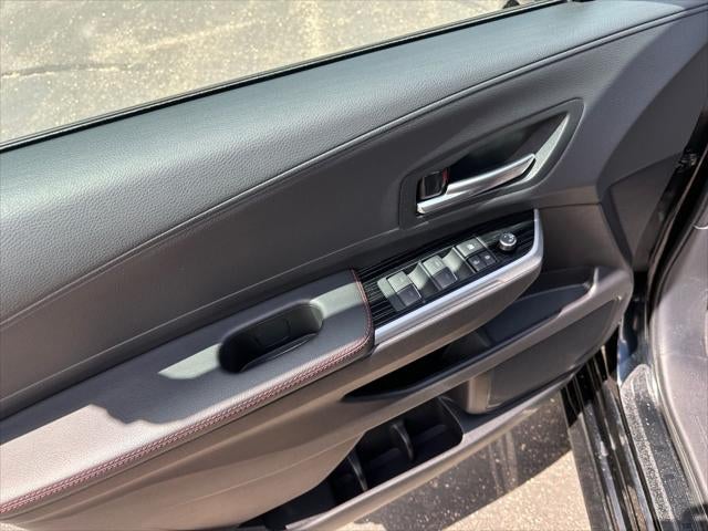 2025 Toyota Sienna Base