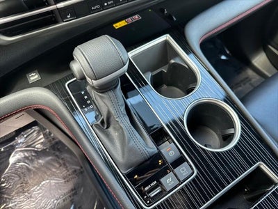 2025 Toyota Sienna Base