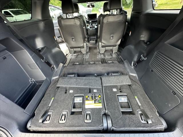 2025 Toyota Sienna Base