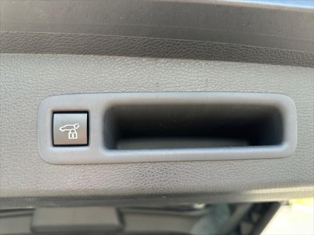 2025 Toyota Sienna Base