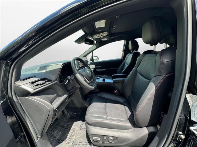2025 Toyota Sienna Base