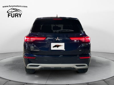 2022 Mitsubishi Outlander SE