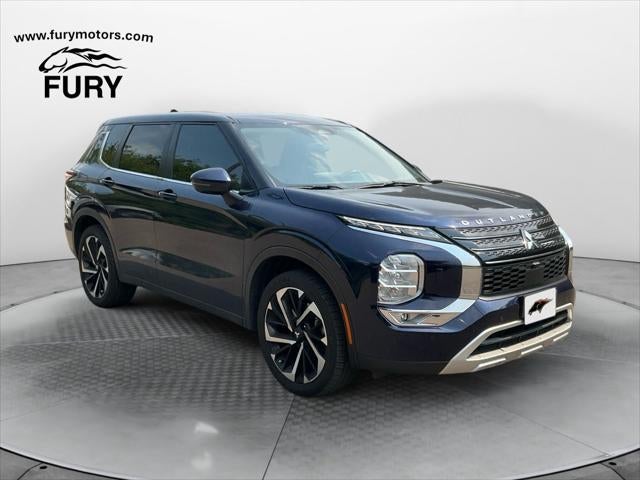 2022 Mitsubishi Outlander SE