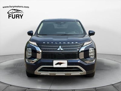 2022 Mitsubishi Outlander SE