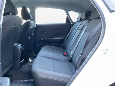 2025 Hyundai Kona SE