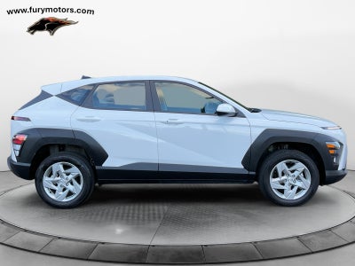 2025 Hyundai Kona SE