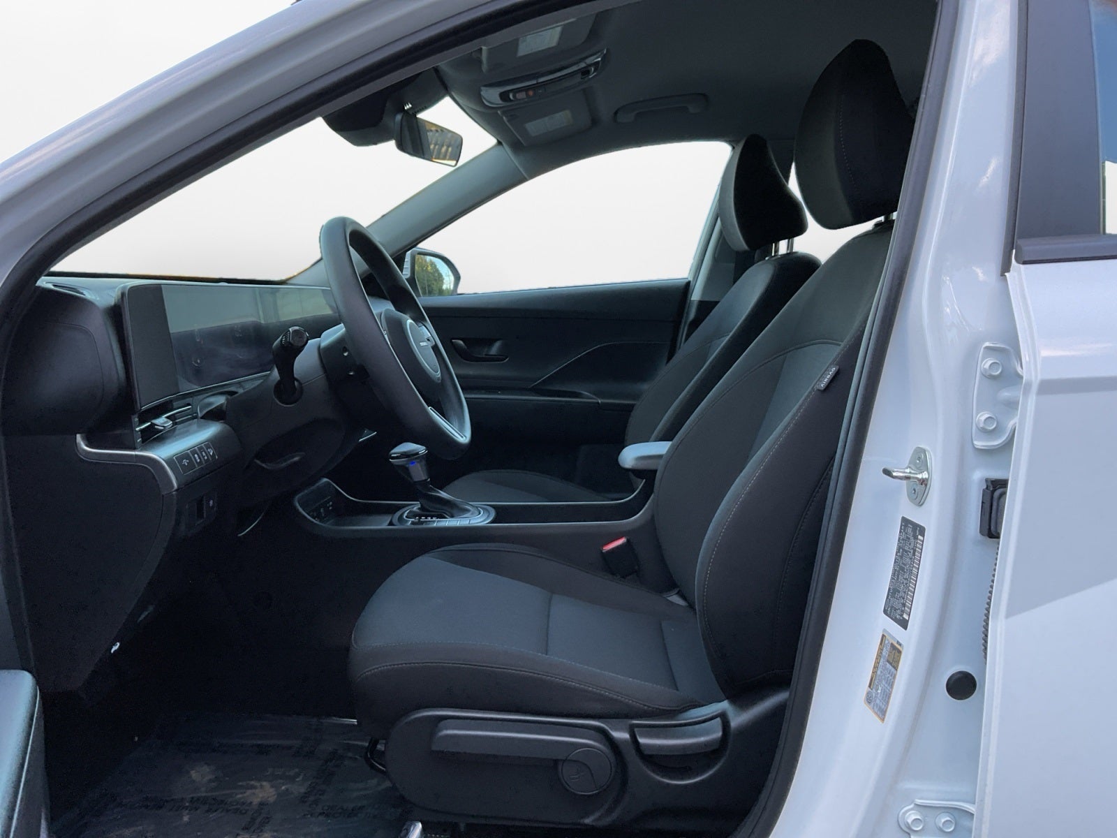 2025 Hyundai Kona SE