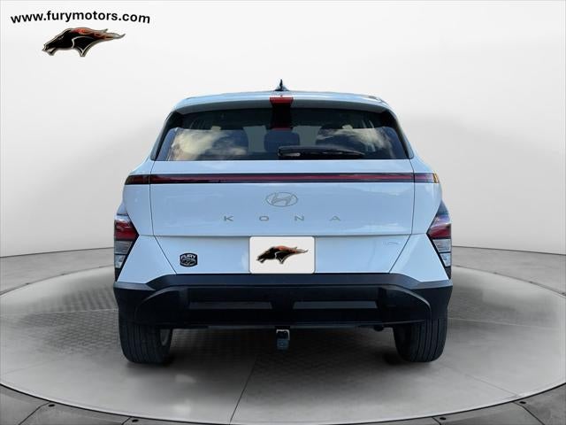 2025 Hyundai Kona SE