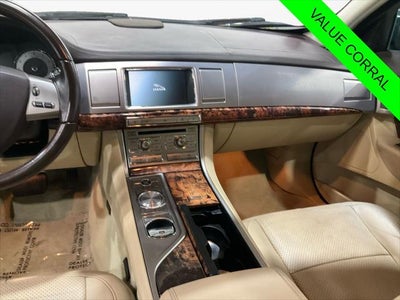 2009 Jaguar XF Premium Luxury