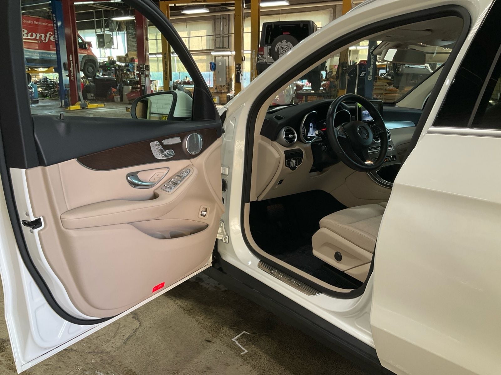 2018 Mercedes-Benz GLC GLC 300 4MATIC®