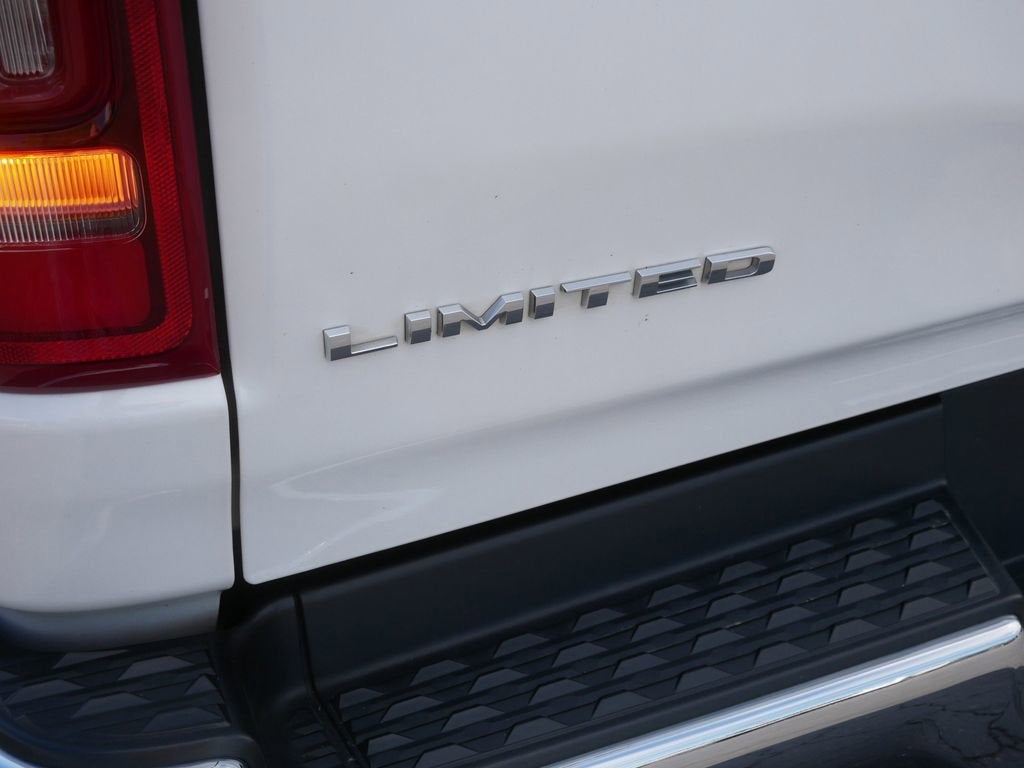 2020 RAM 1500 Limited Crew Cab 4x4 5'7" Box