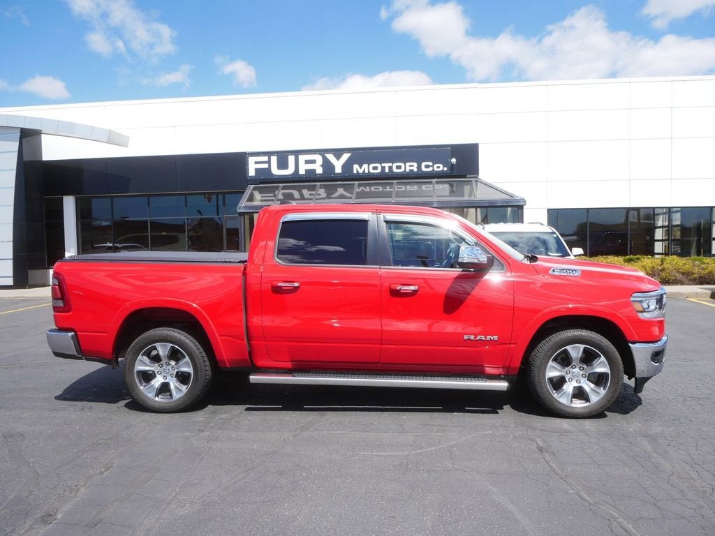 2022 RAM 1500 Laramie 4x4 Crew Cab 5'7's photo