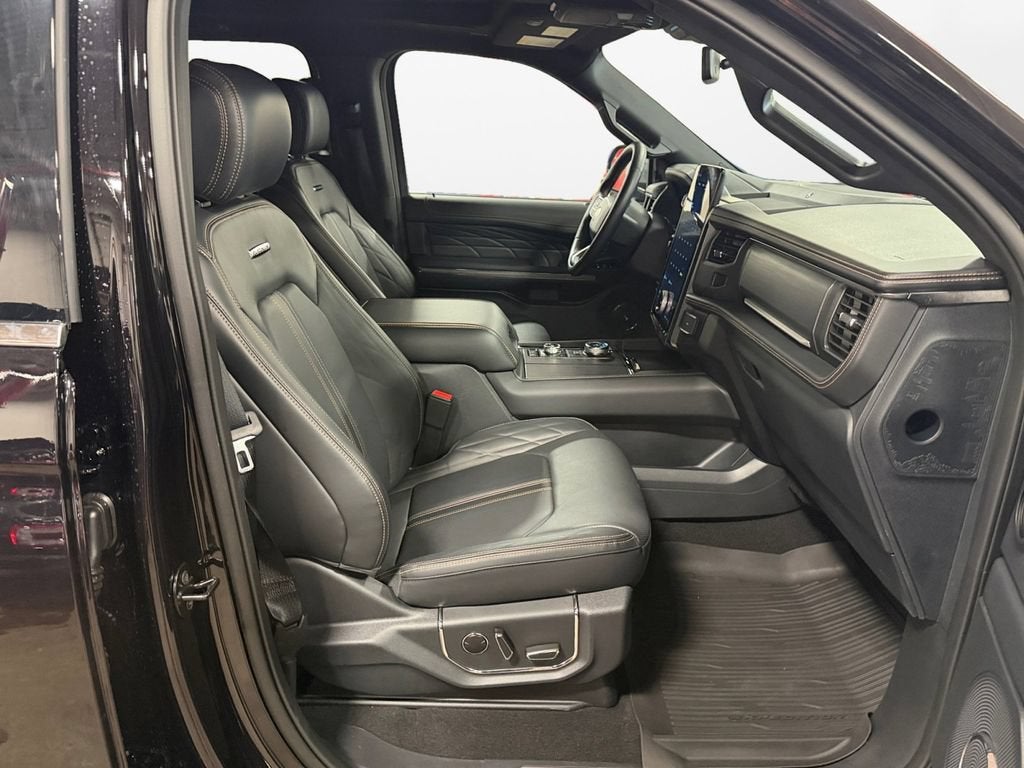 2024 Ford Expedition Platinum MAX