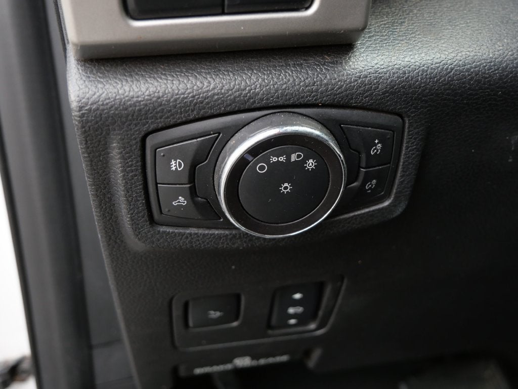 2017 Ford Super Duty F-350 SRW Platinum