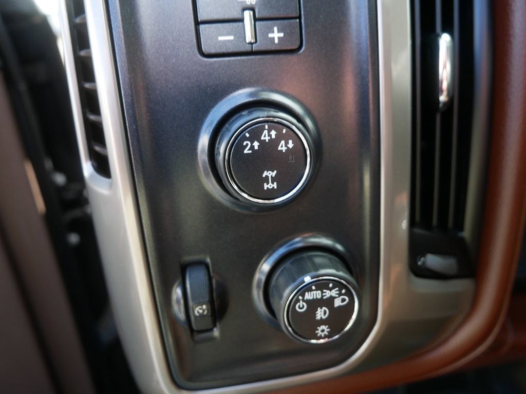 2016 Chevrolet Silverado 3500 HD High Country