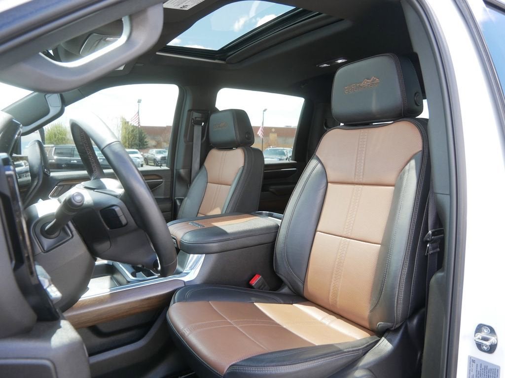 2024 Chevrolet Silverado 3500 HD High Country