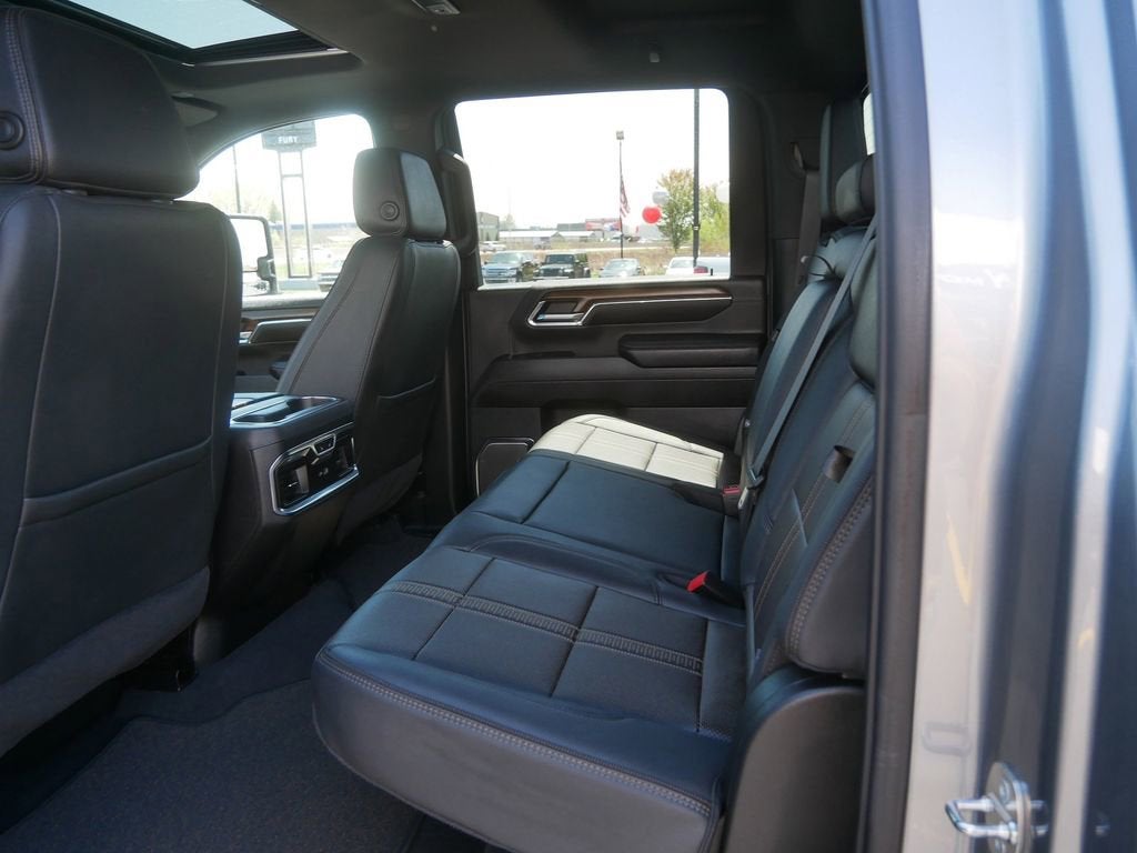 2024 Chevrolet Silverado 3500 HD High Country