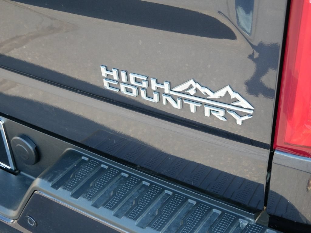 2023 Chevrolet Silverado 1500 High Country