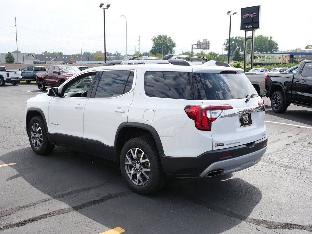 2023 GMC Acadia SLT