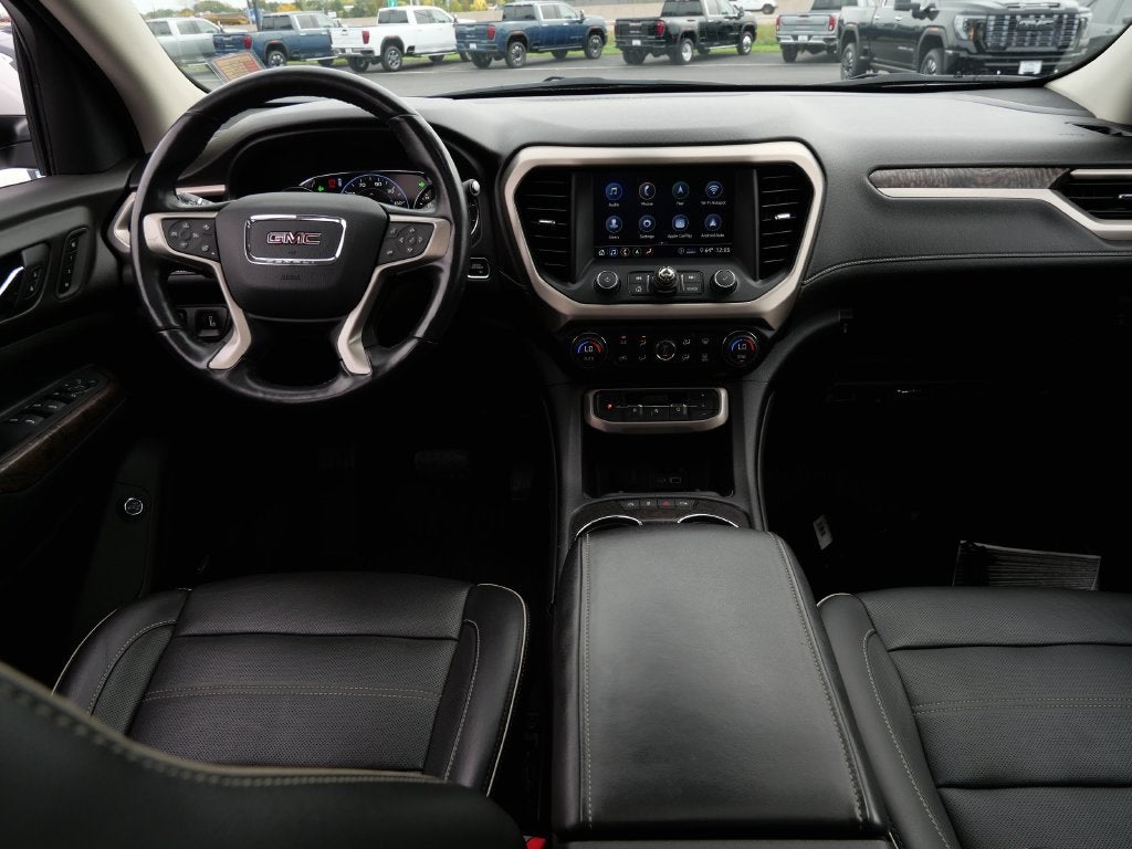 2020 GMC Acadia Denali