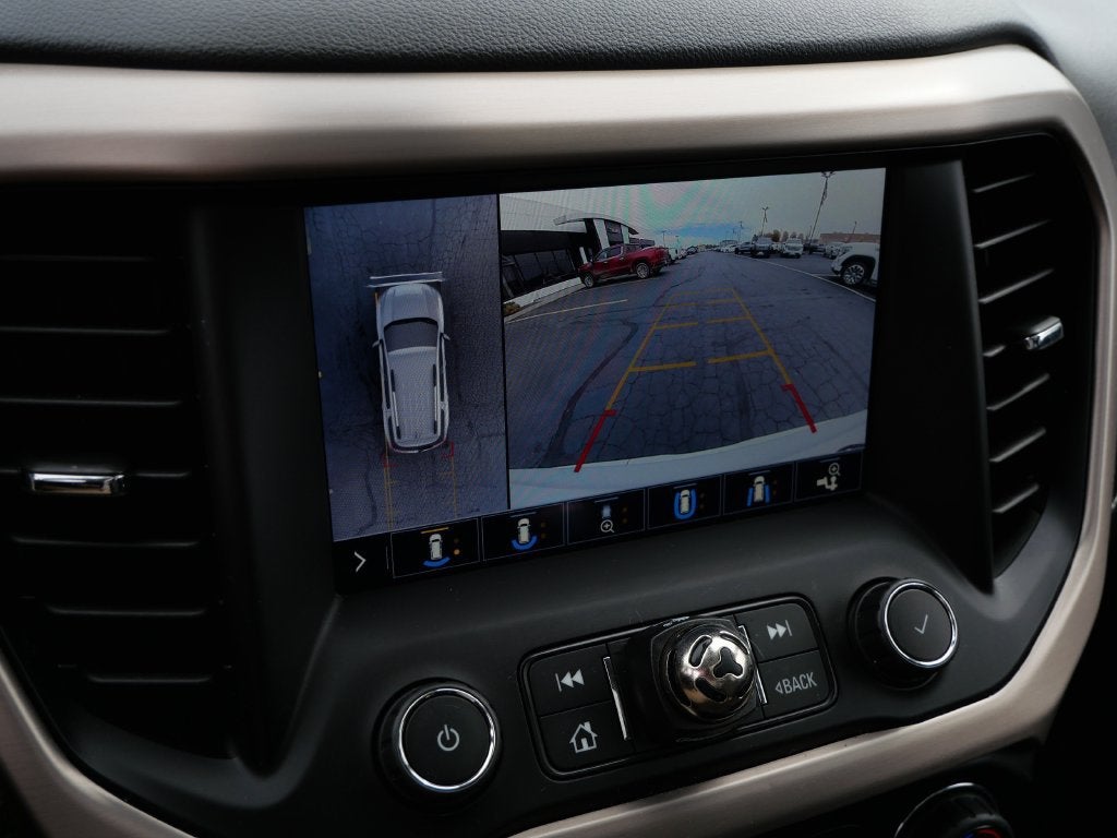 2020 GMC Acadia Denali