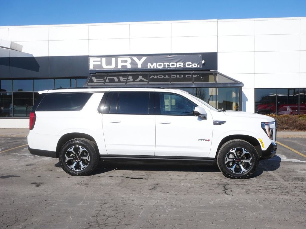 2025 GMC Yukon XL AT4