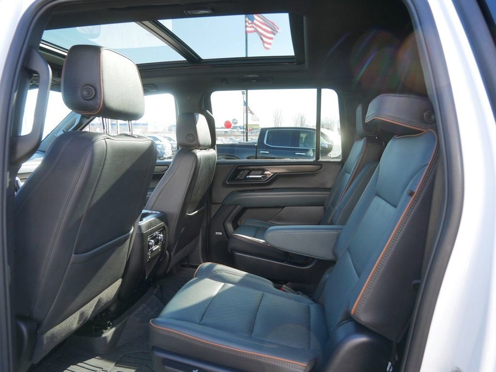 2025 GMC Yukon XL AT4