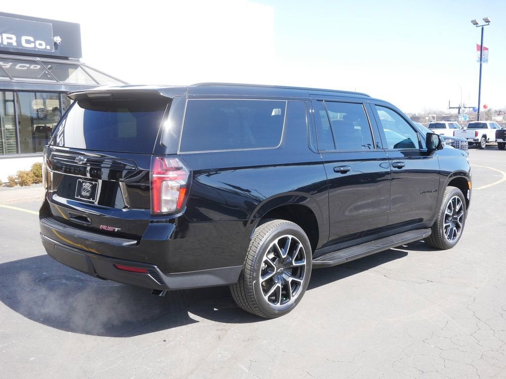 2024 Chevrolet Suburban RST