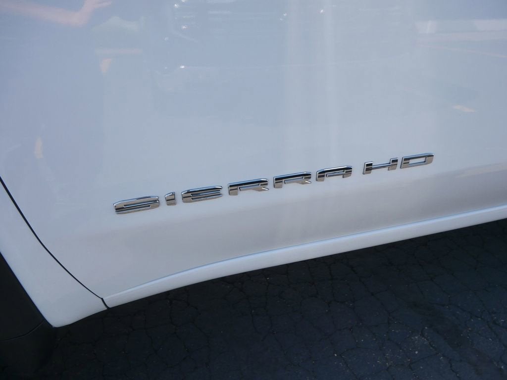 2024 GMC Sierra 2500 HD Pro