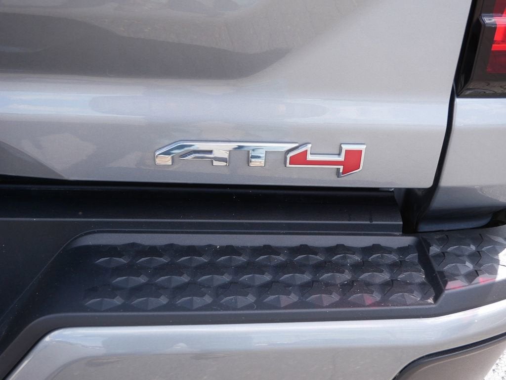 2024 GMC Canyon AT4