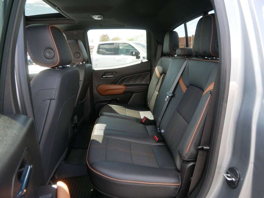 2024 GMC Canyon AT4