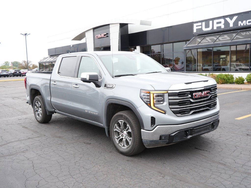 2025 GMC Sierra 1500 SLT