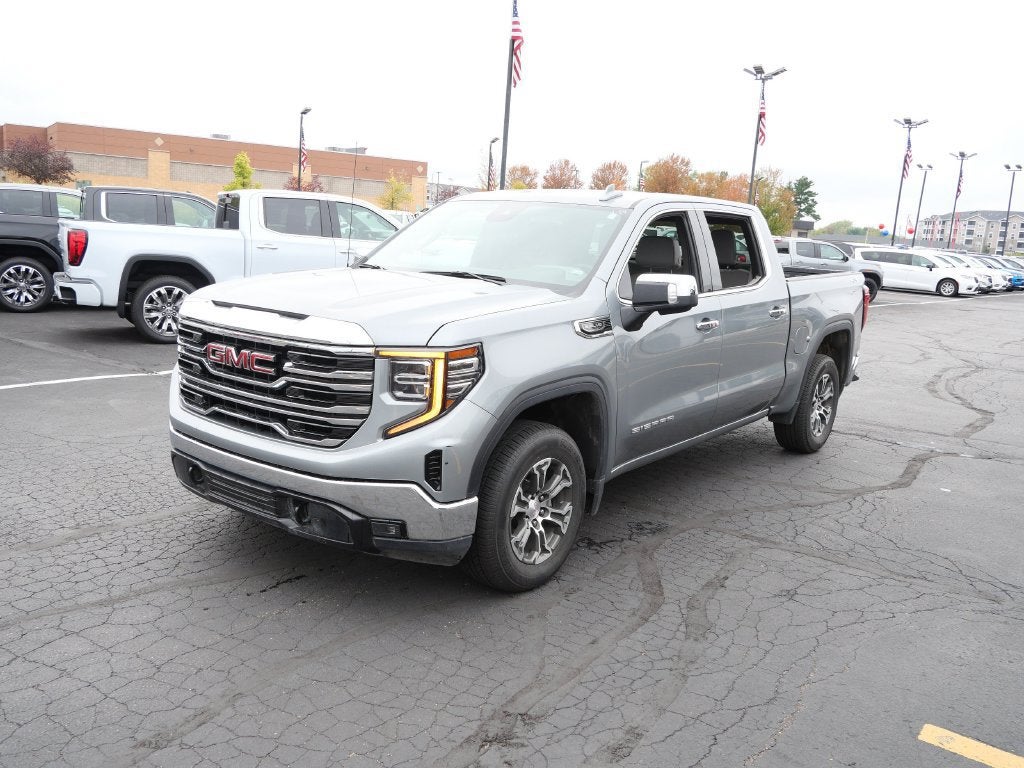 2025 GMC Sierra 1500 SLT