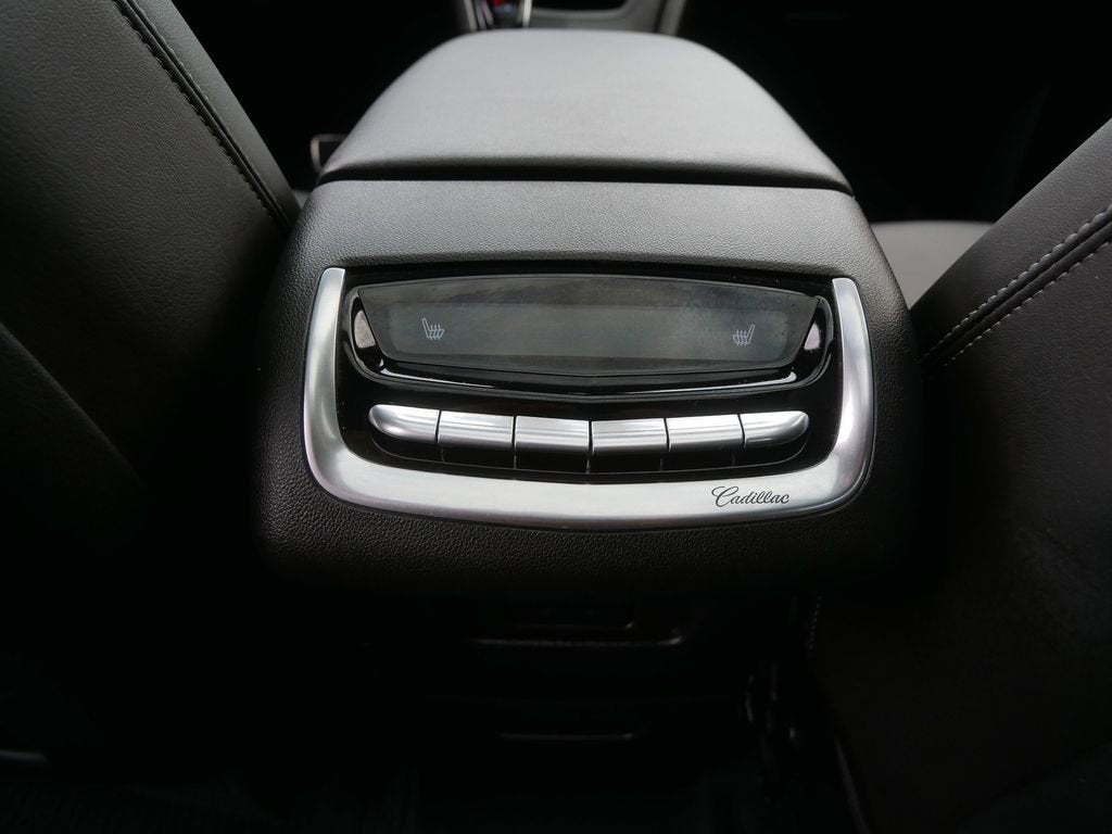 2025 Cadillac XT6 Sport