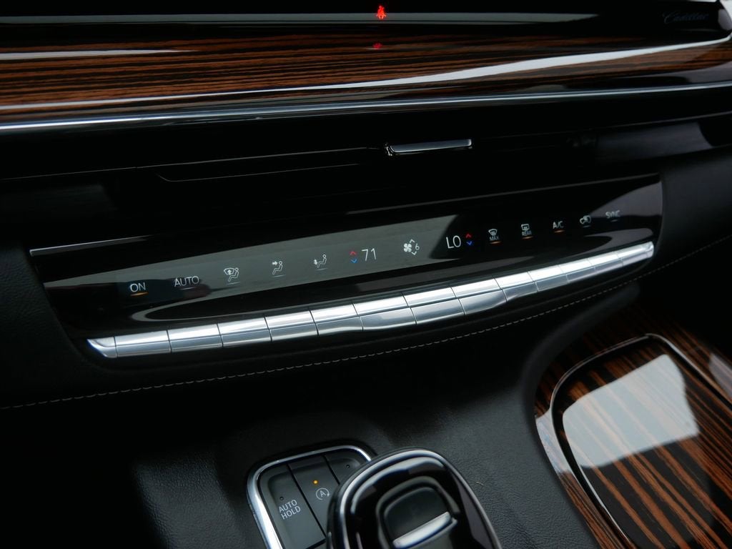 2024 Cadillac Escalade Premium Luxury