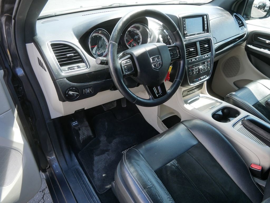 2016 Dodge Grand Caravan SXT Plus
