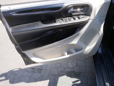 2016 Dodge Grand Caravan SXT Plus