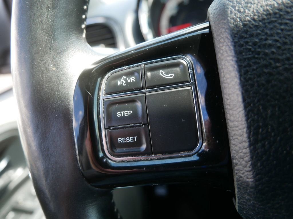2016 Dodge Grand Caravan SXT Plus