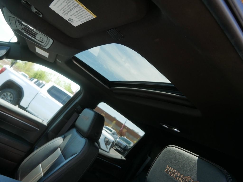 2022 Chevrolet Silverado 1500 High Country