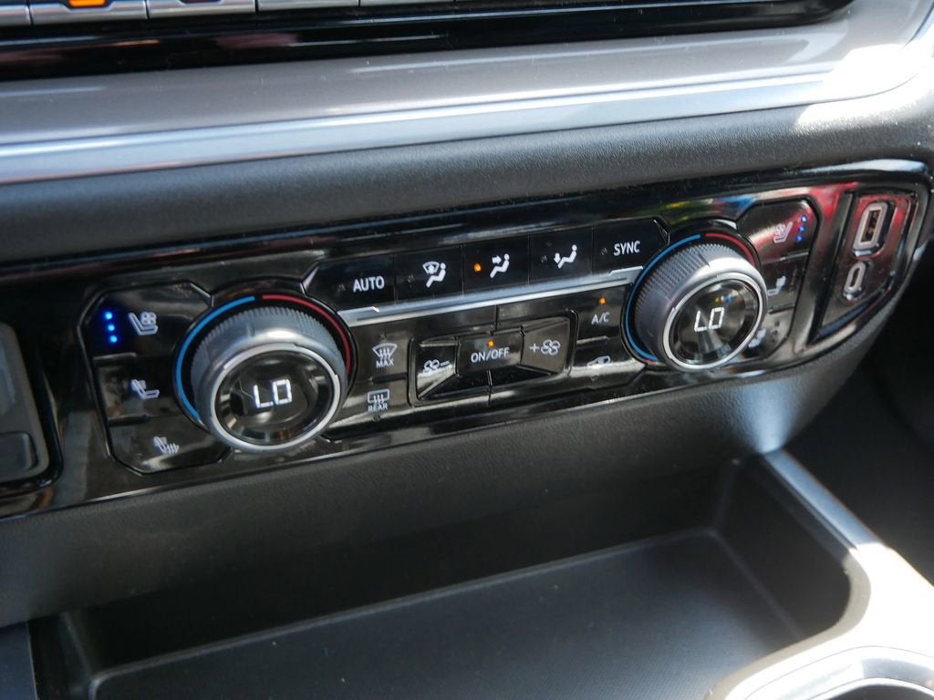 2022 Chevrolet Silverado 1500 High Country