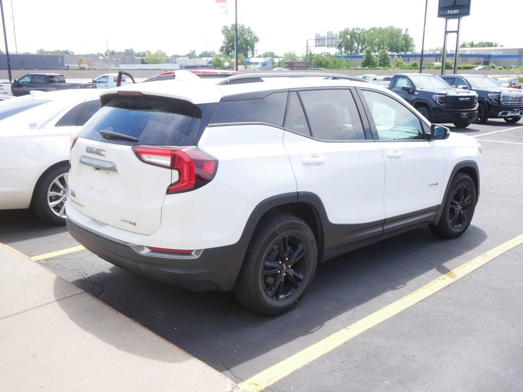 2022 GMC Terrain AT4